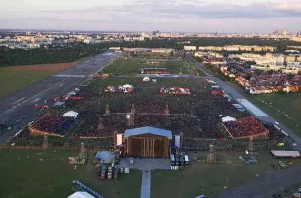 Lotnisko Bemowo: Osiedla, ceny, hałas. Czy warto tu mieszkać?