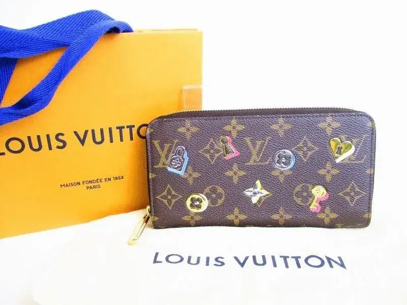 Ile kosztuje portfel Louis Vuitton? Sprawdź ceny i modele teraz