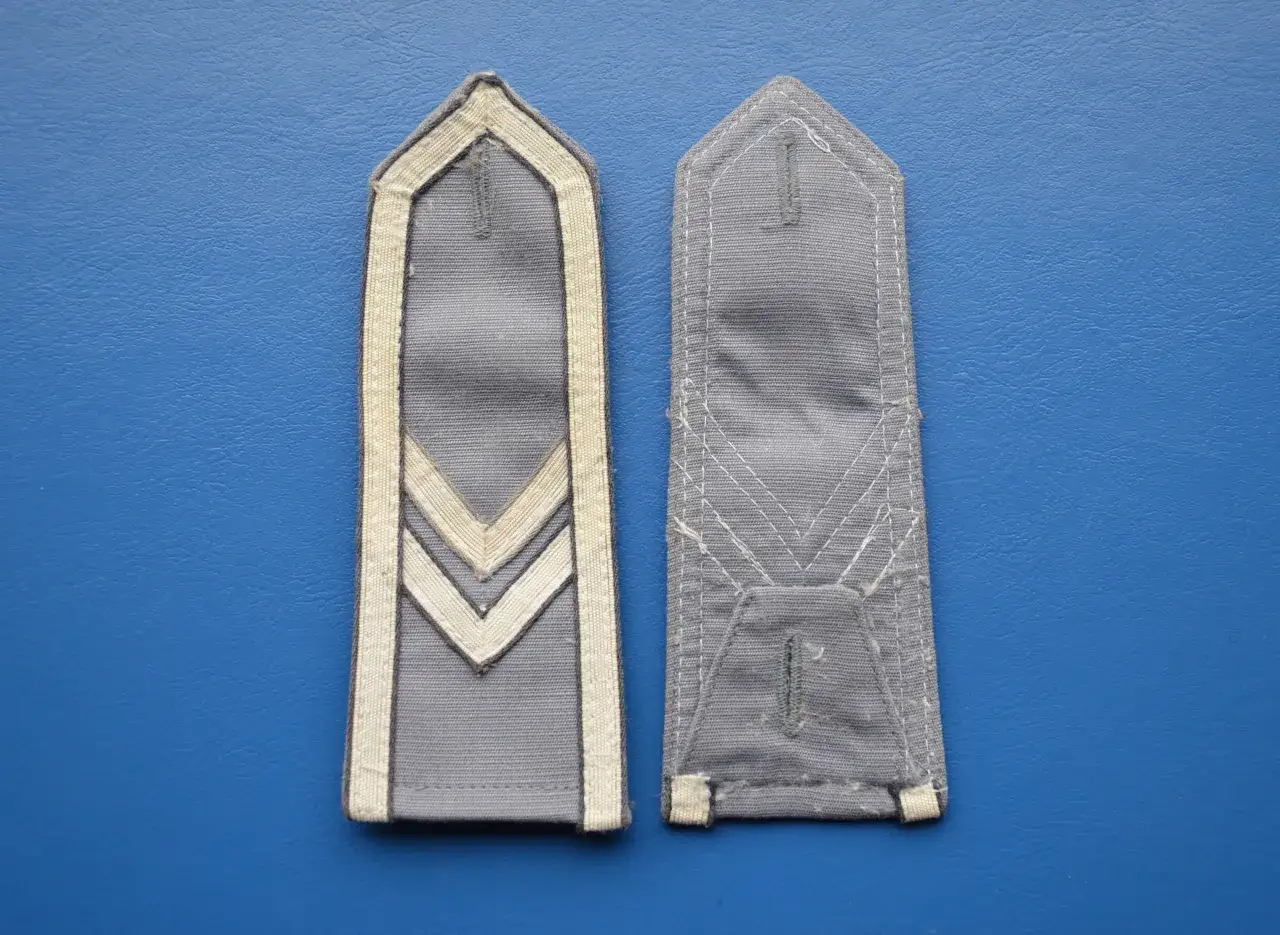 Naramiennik generała: historia, znaczenie i unikalny design w wojsku