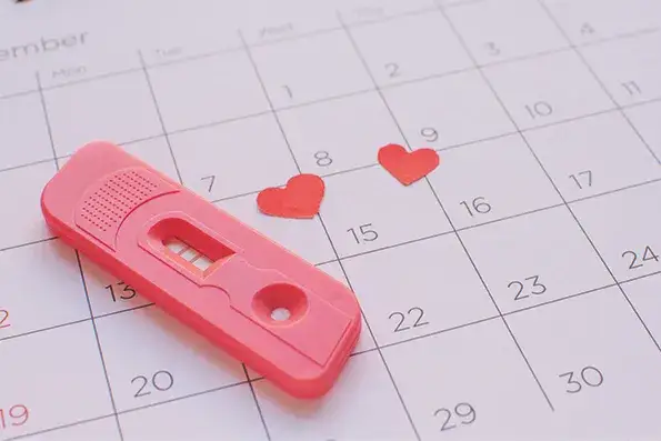 Jak rozpoznać owulację? Kluczowe objawy, które musisz znać