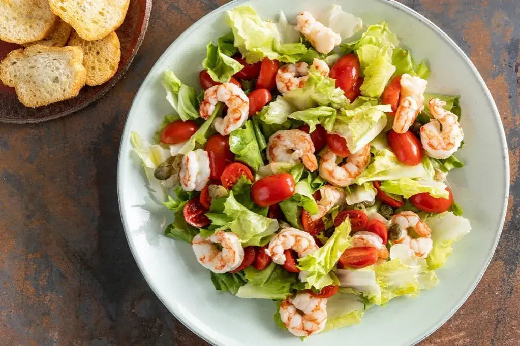 Insalata di Gamberi: Ricetta Perfetta, Idee Fresche e Consigli