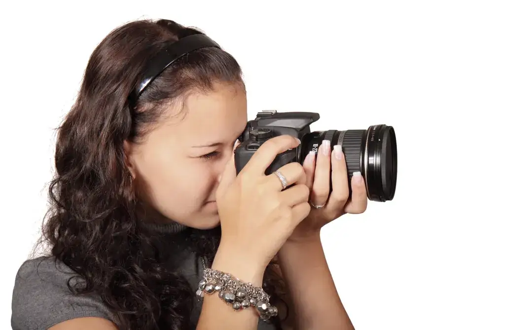 Jak skutecznie sprawdzić ostrość obiektywu i uniknąć rozmytych zdjęć