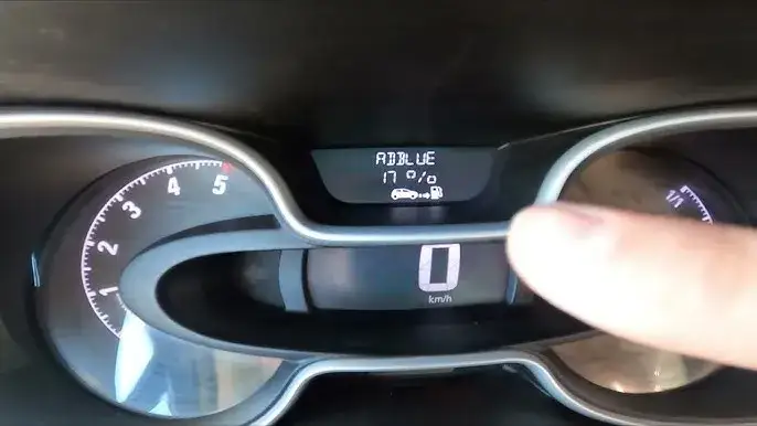 Pojemność baku Opel Vivaro: A, B, C, elektryk. Zasięg i AdBlue