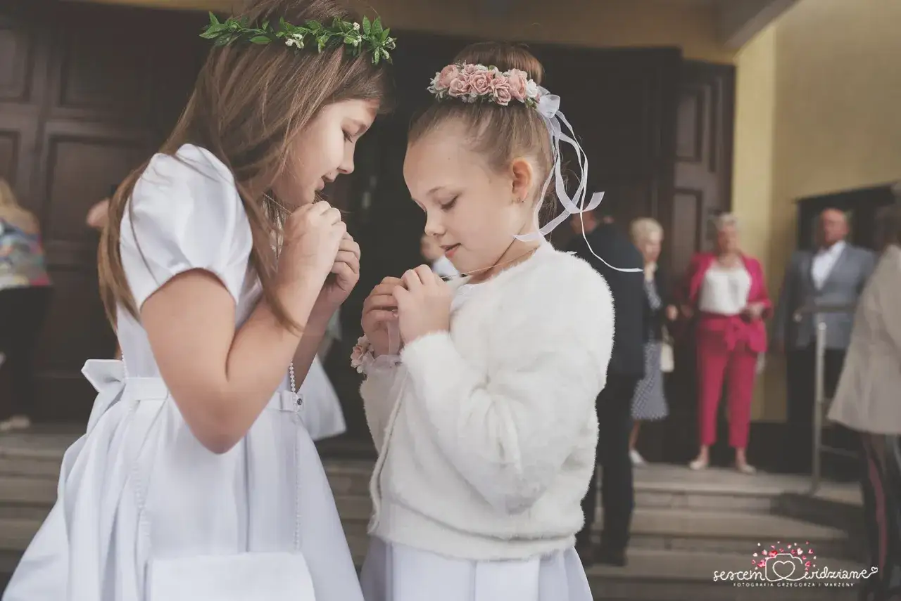 Fotograf na komunię: Ile kosztuje i jak wybrać bez przepłacania?