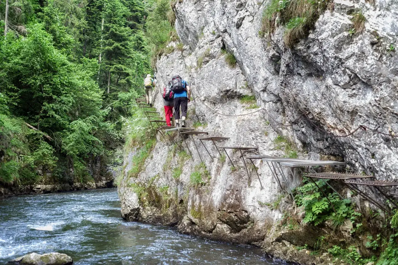 Słowacki Raj: Który szlak? Wybierz idealny dla siebie!