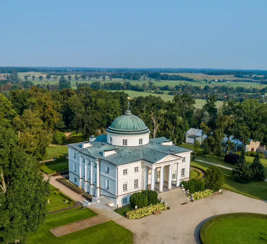 Lubostroń atrakcje: niezwykłe miejsca i wydarzenia, które musisz zobaczyć