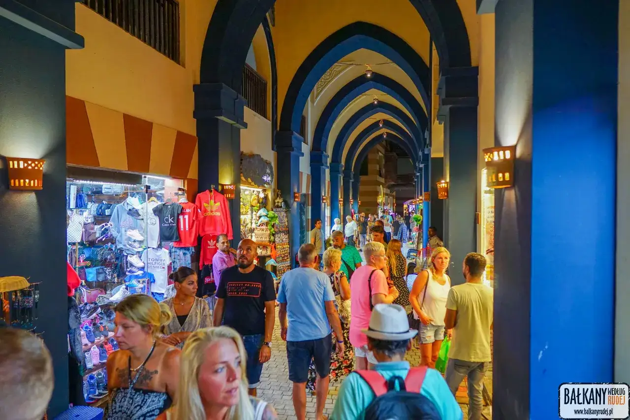 Port Ghalib: Pamiątki, autentyczność i sprytne zakupy