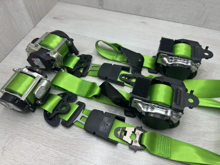 Ile kosztuje wymiana pasów bezpieczeństwa? Ceny, które mogą zaskoczyć