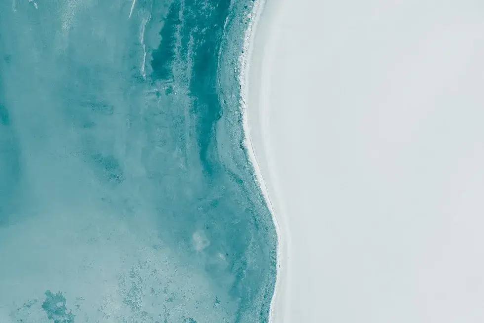 Znaczenie snu o brudnej wodzie - Emocje, zdrowie i konflikty