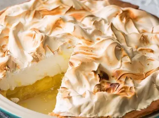 Lemon Meringue Pie: La Ricetta Perfetta e Segreti