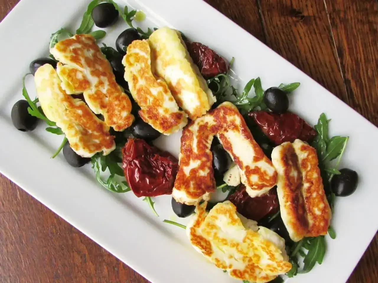 Halloumi z jakiego mleka - odkryj sekrety tradycyjnej produkcji