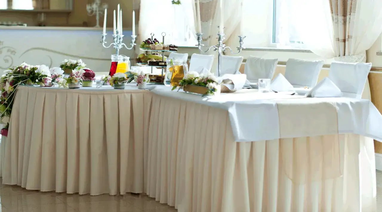 Chelosiowy Dworek Jaworznia: Wesele, Przyjęcia, Biznes Odkryj Potencjał!