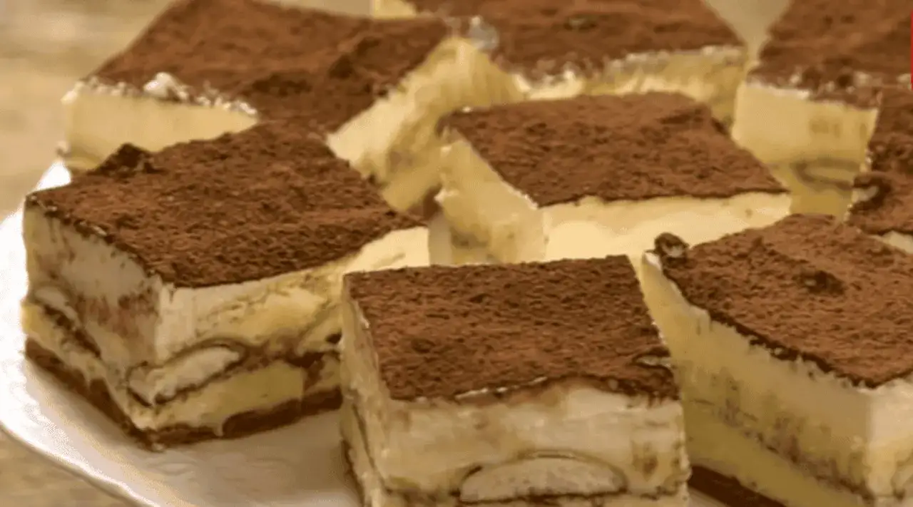 Pyszne ciasto kapitańskie, idealne na deser. Ten przepis na ciasto kapitańskie zachwyci każdego!