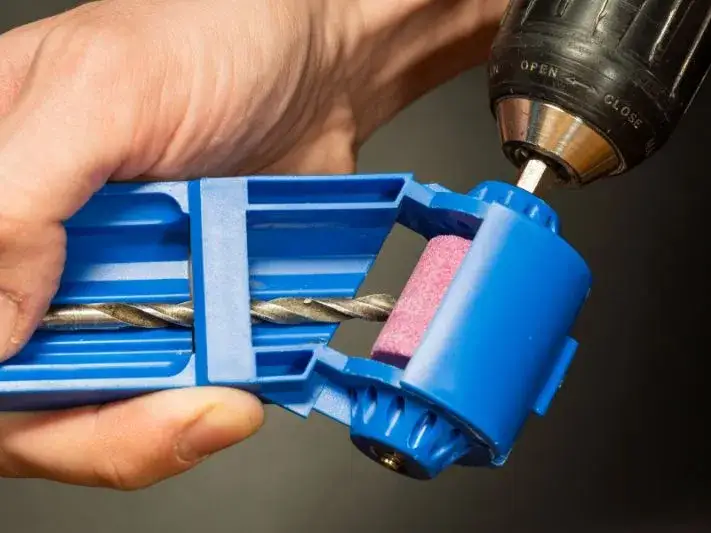 Jak ostrzyć wiertła? Poradnik DIY: Oszczędzaj i wierć precyzyjnie!