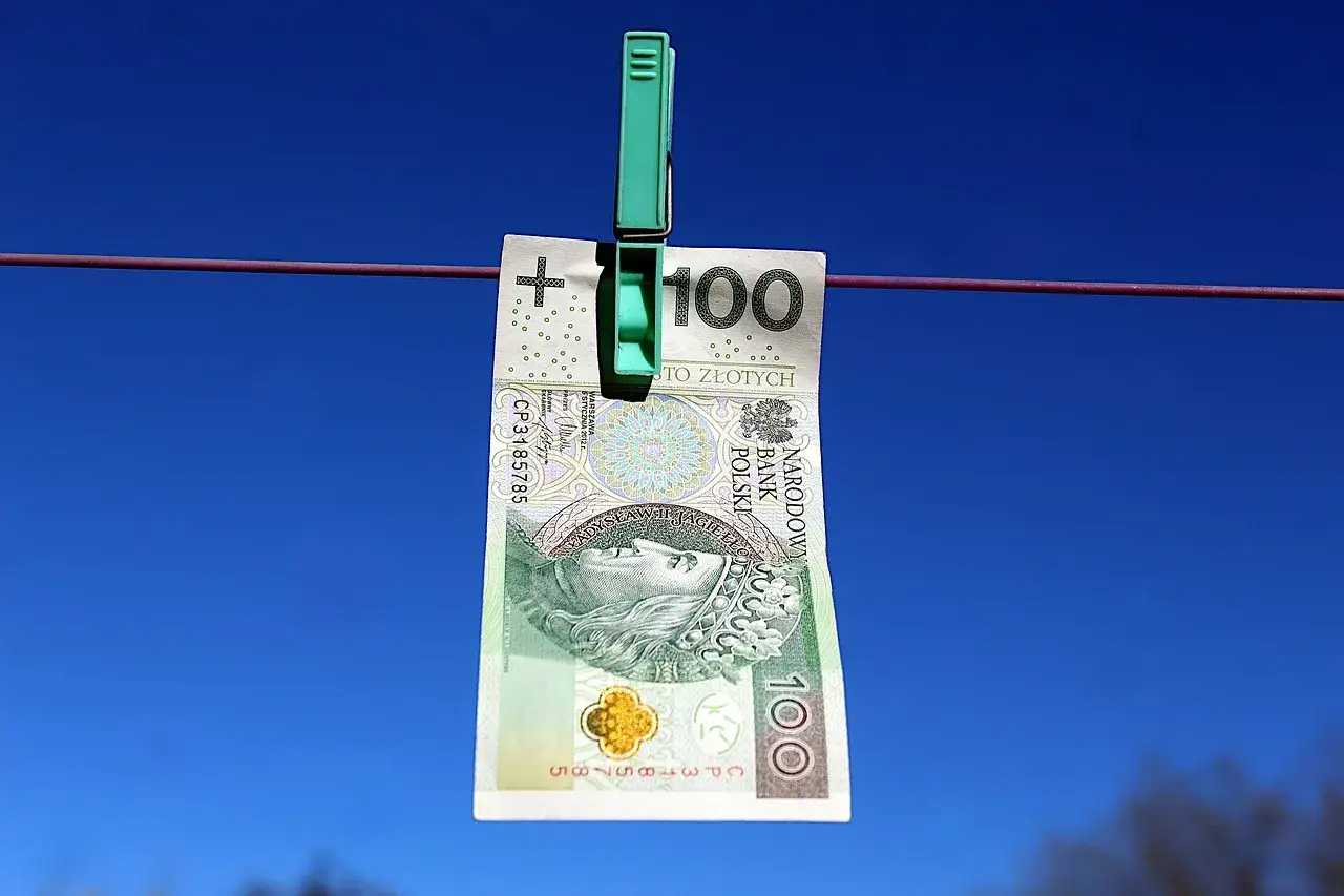 Pozabankowa konsolidacja chwilówek: ratunek czy pułapka?