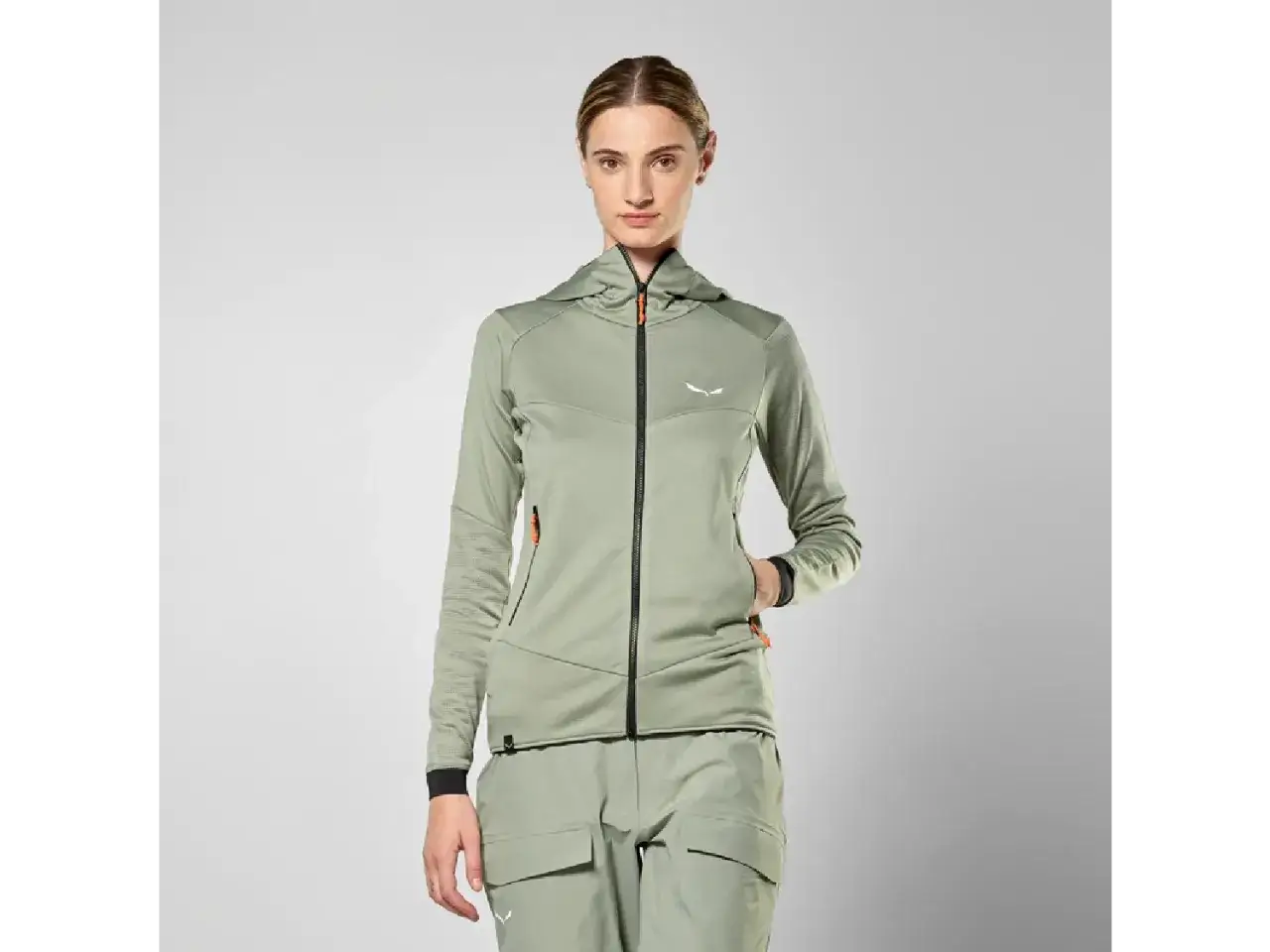 Polar na narty damski: Sekrety ciepła i komfortu na stoku