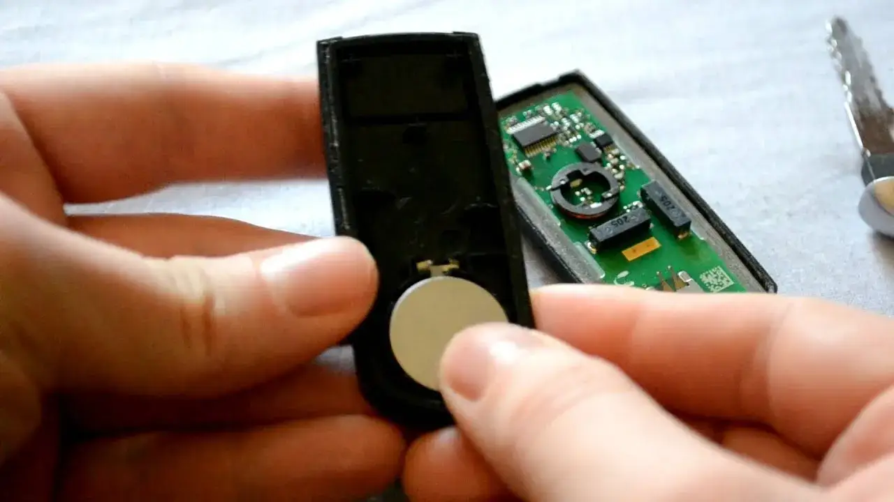 Jaka bateria do kluczyka Mazdy 6? Kompletny poradnik wymiany akumulatora do pilota