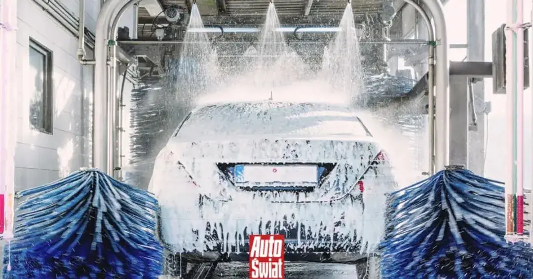 Która myjnia automatyczna najlepsza w Krakowie? Sprawdź ranking!