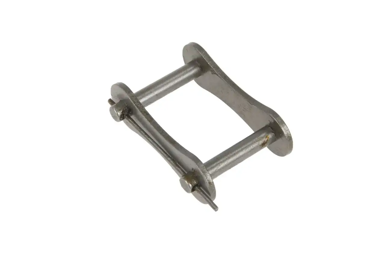 Metalowa spinka do łańcucha motocyklowego z bolcami.