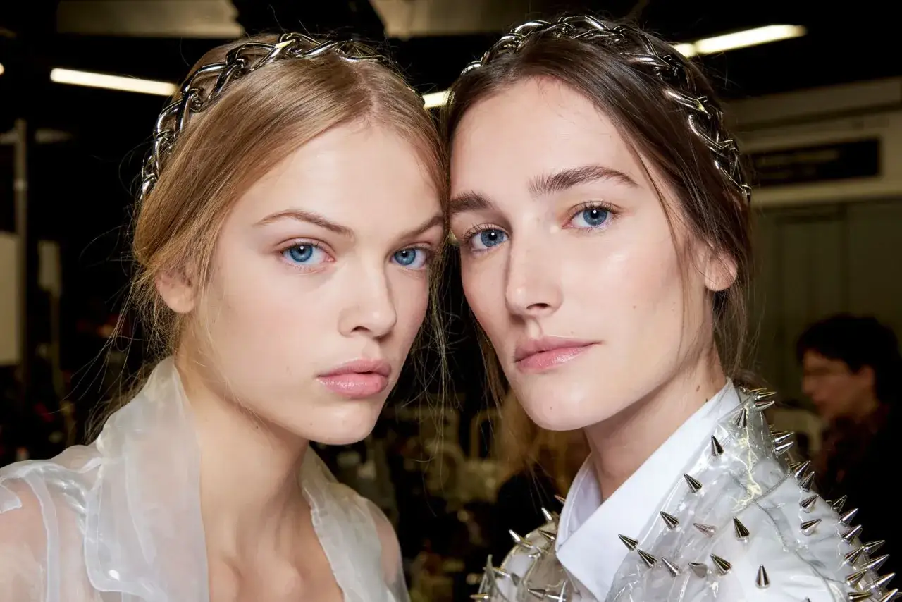 Haus des Geldes Make-up: Ikonische Looks nachschminken Ihr Tutorial