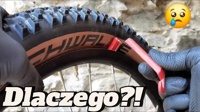 Jak zdjąć oponę z roweru bez łyżki i uniknąć uszkodzeń