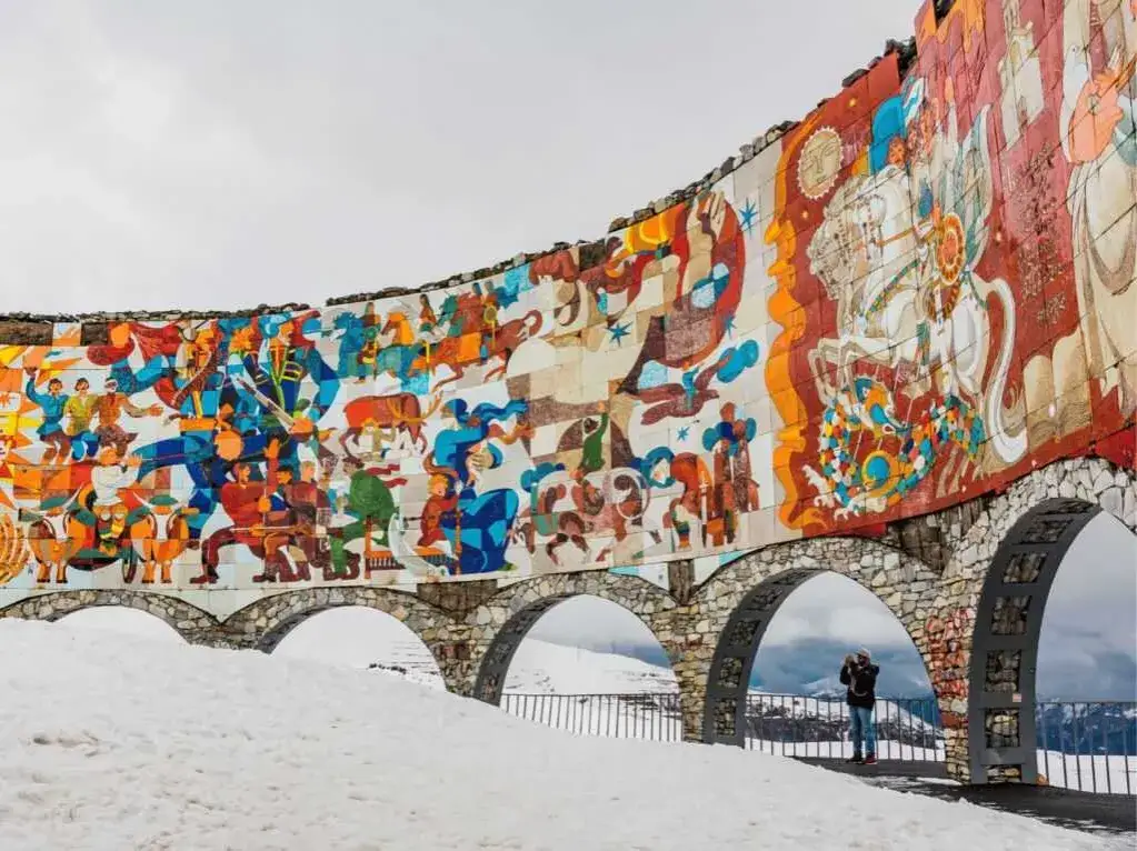Kiedy jechać do Gruzji? Wybierz idealny termin na Twoją podróż!