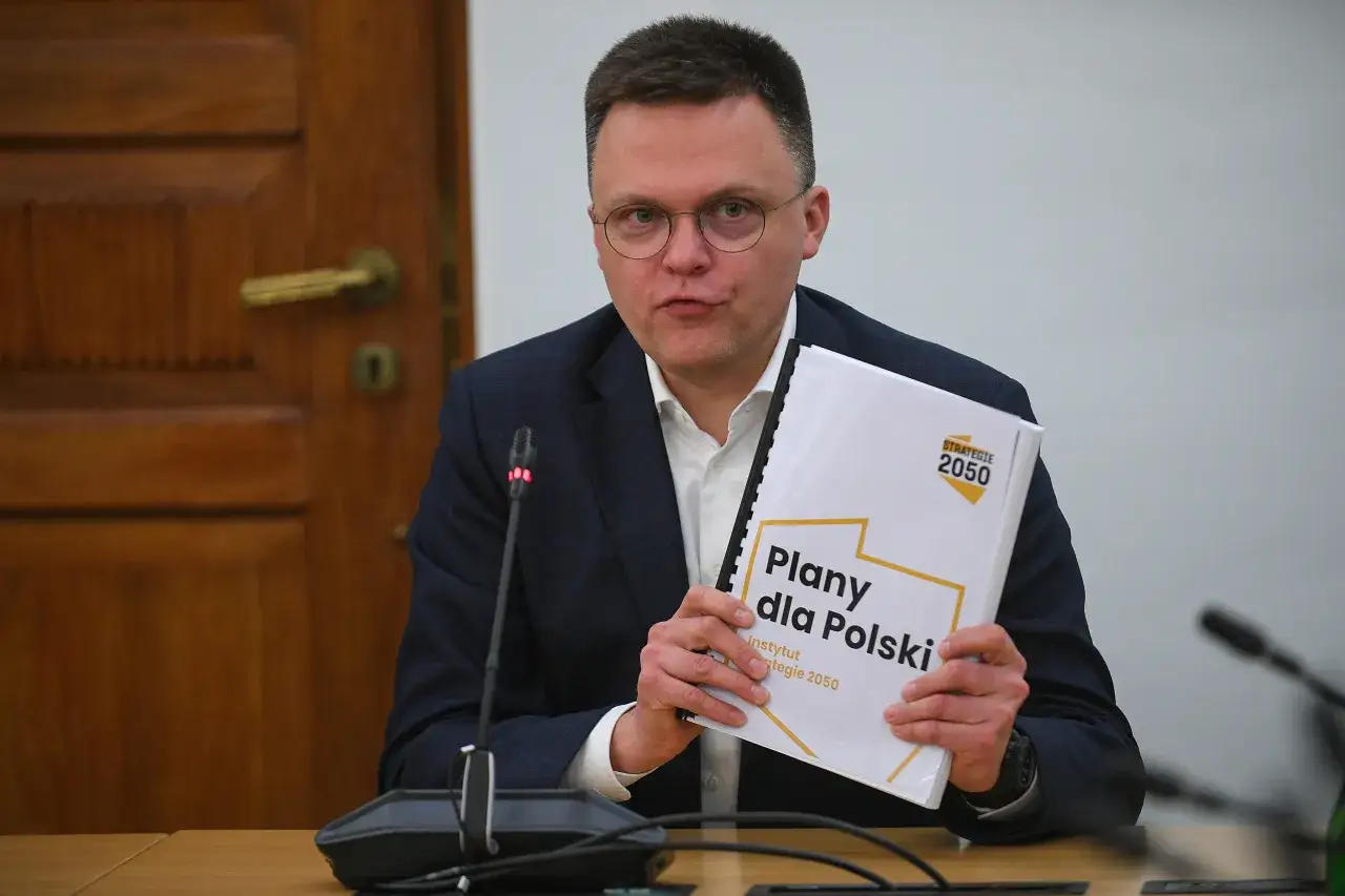 Hołownia jaka partia? Poznaj ideologię i plany Polska 2050