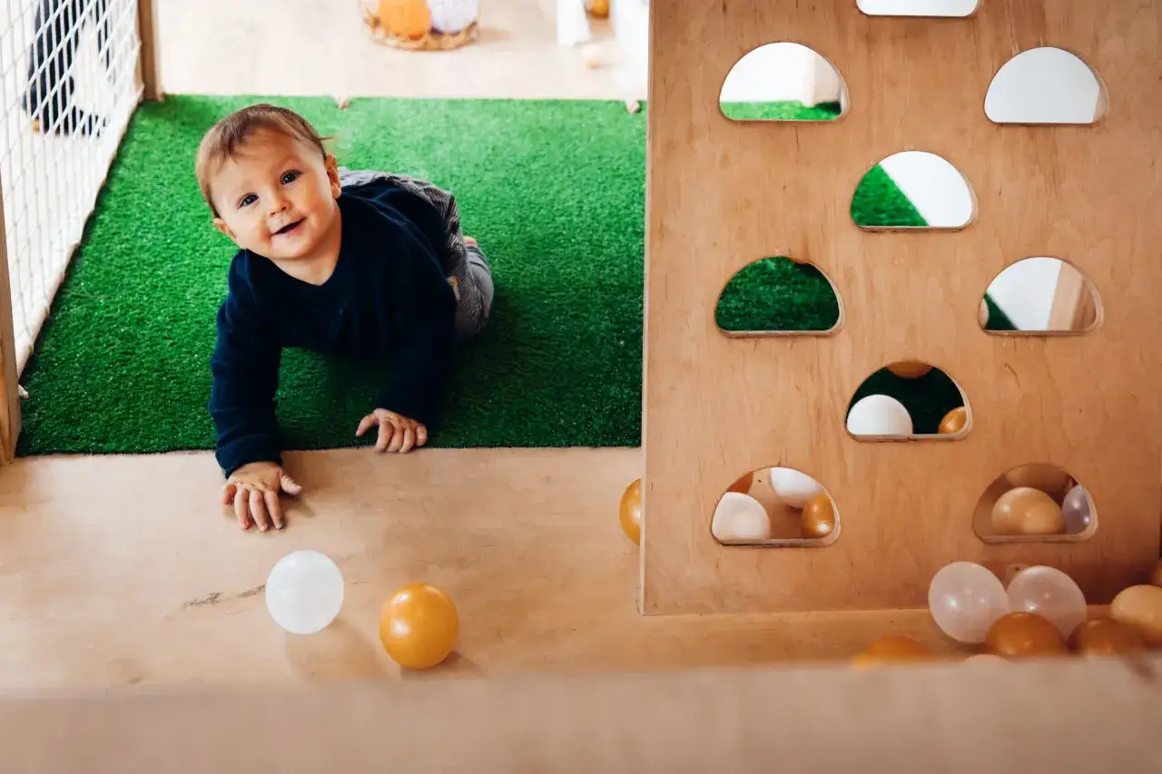 Żłobek niepubliczny: jak wybrać i zyskać dofinansowanie 1500 zł?