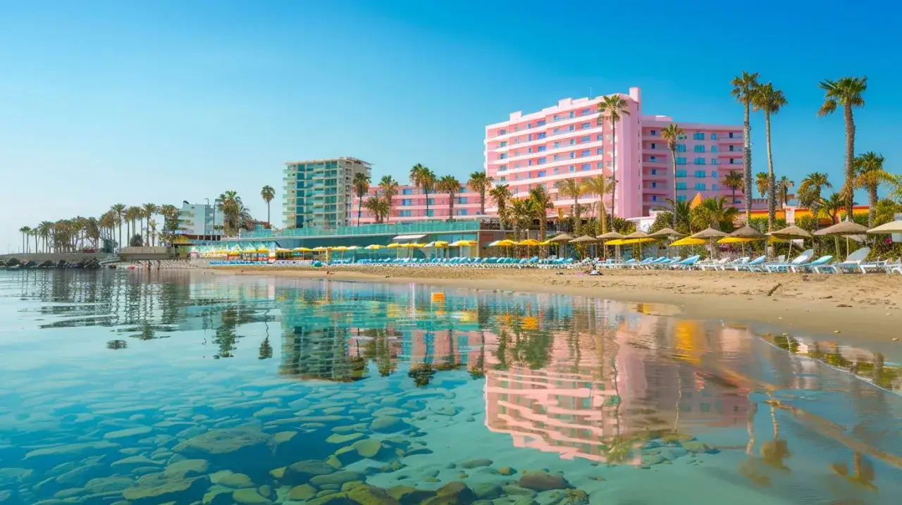 Flamingo Beach Hotel Larnaca opinie: Rzetelne recenzje o Flamingo Beach Hotel w Larnace
