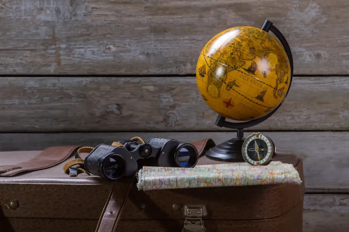 Biuro podróży czy samemu: co wybrać, by uniknąć rozczarowań?