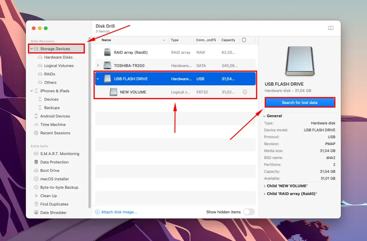 Gdzie znaleźć pendrive na Macu? W Disk Drill, w sekcji "Storage Devices", zaznaczony jest "USB FLASH DRIVE".