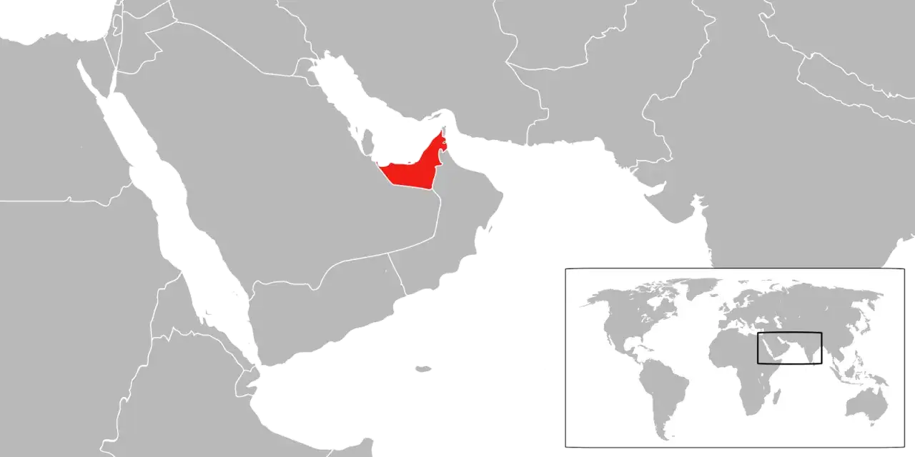 Mapa pokazuje Zjednoczone Emiraty Arabskie, gdzie leży Dubaj, na Półwyspie Arabskim.