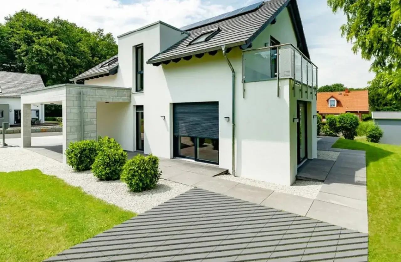 Jakie płytki na podjazd wybrać, aby uniknąć kosztownych błędów?