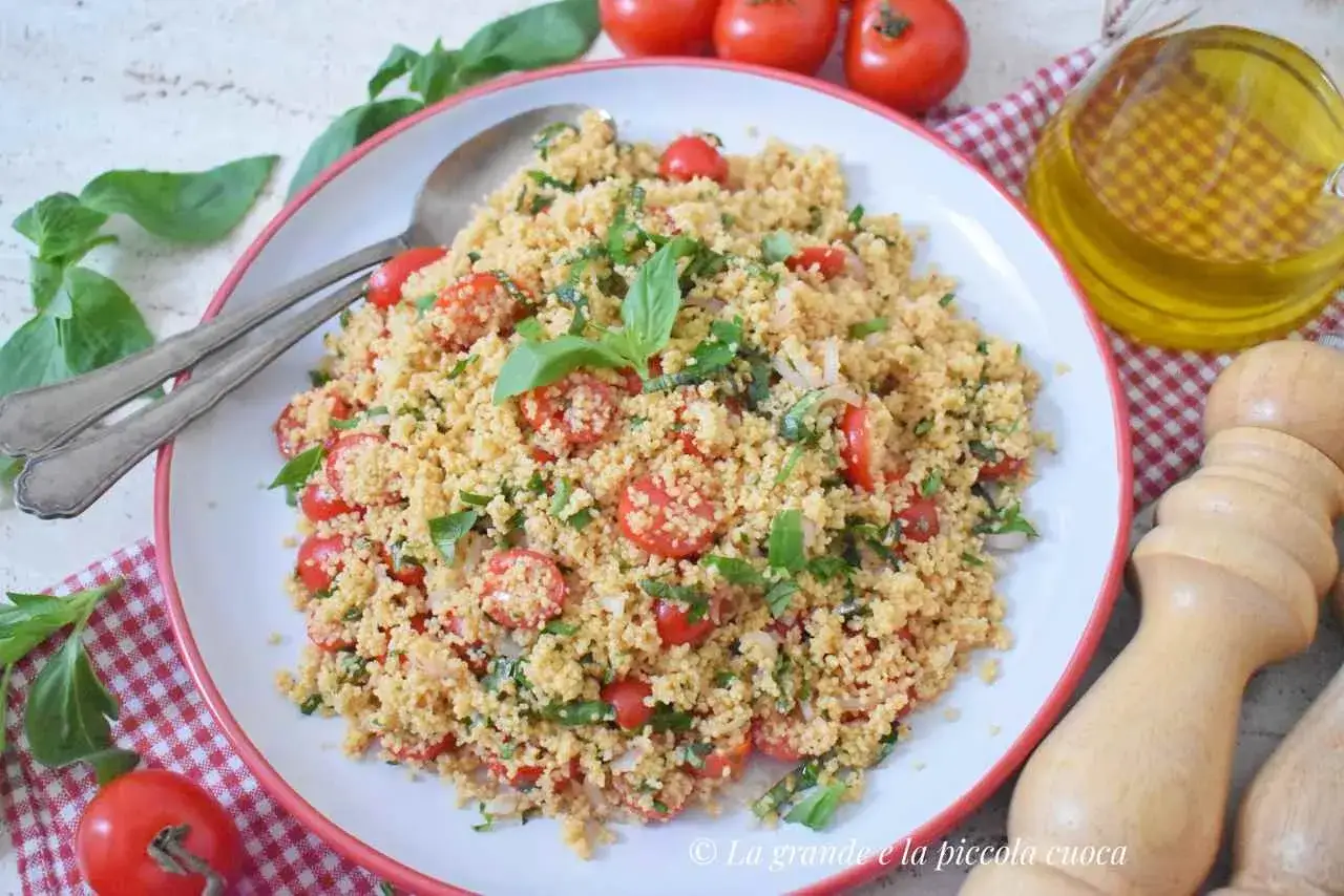 Sałatka z kuskusem: 5 szybkich przepisów na idealny lunchbox