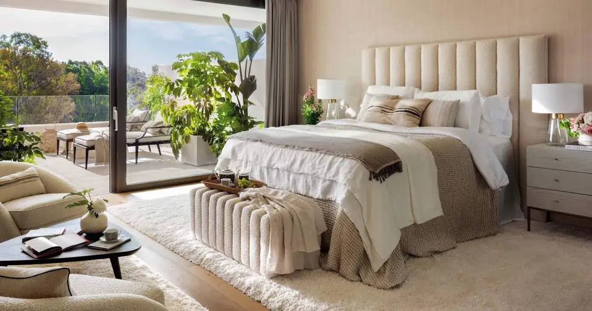 Dormitorios de matrimonio 2026: Estilos, colores y claves de experto