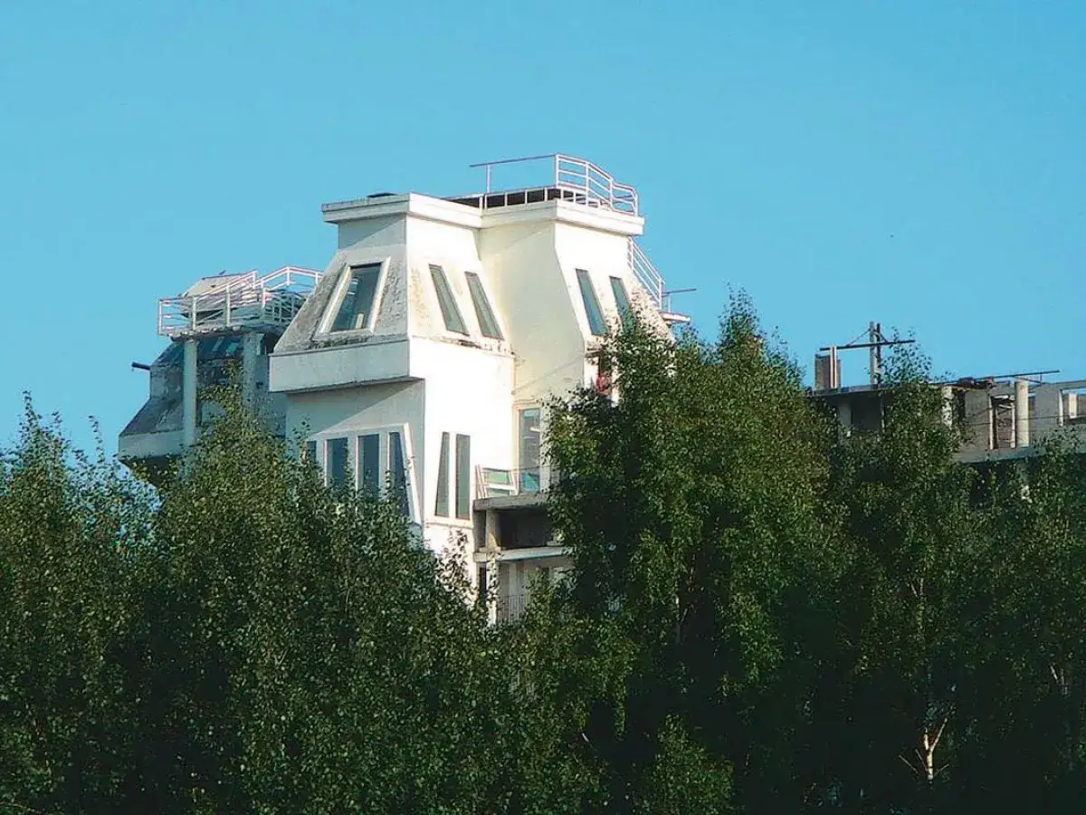 Ile kosztuje nadbudowa domu? Poznaj ukryte koszty i zasady