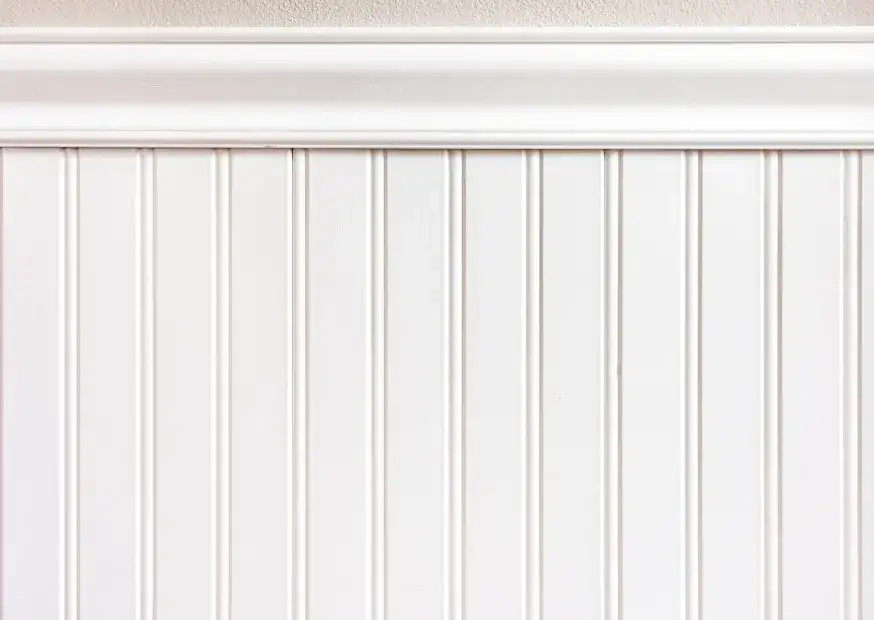 Jak skutecznie pomalować boazerię na zewnątrz bez kosztownych błędów