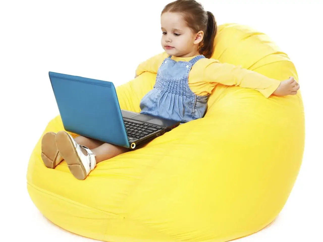 Uzależnienie nastolatka od komputera: Jak skutecznie pomóc dziecku?