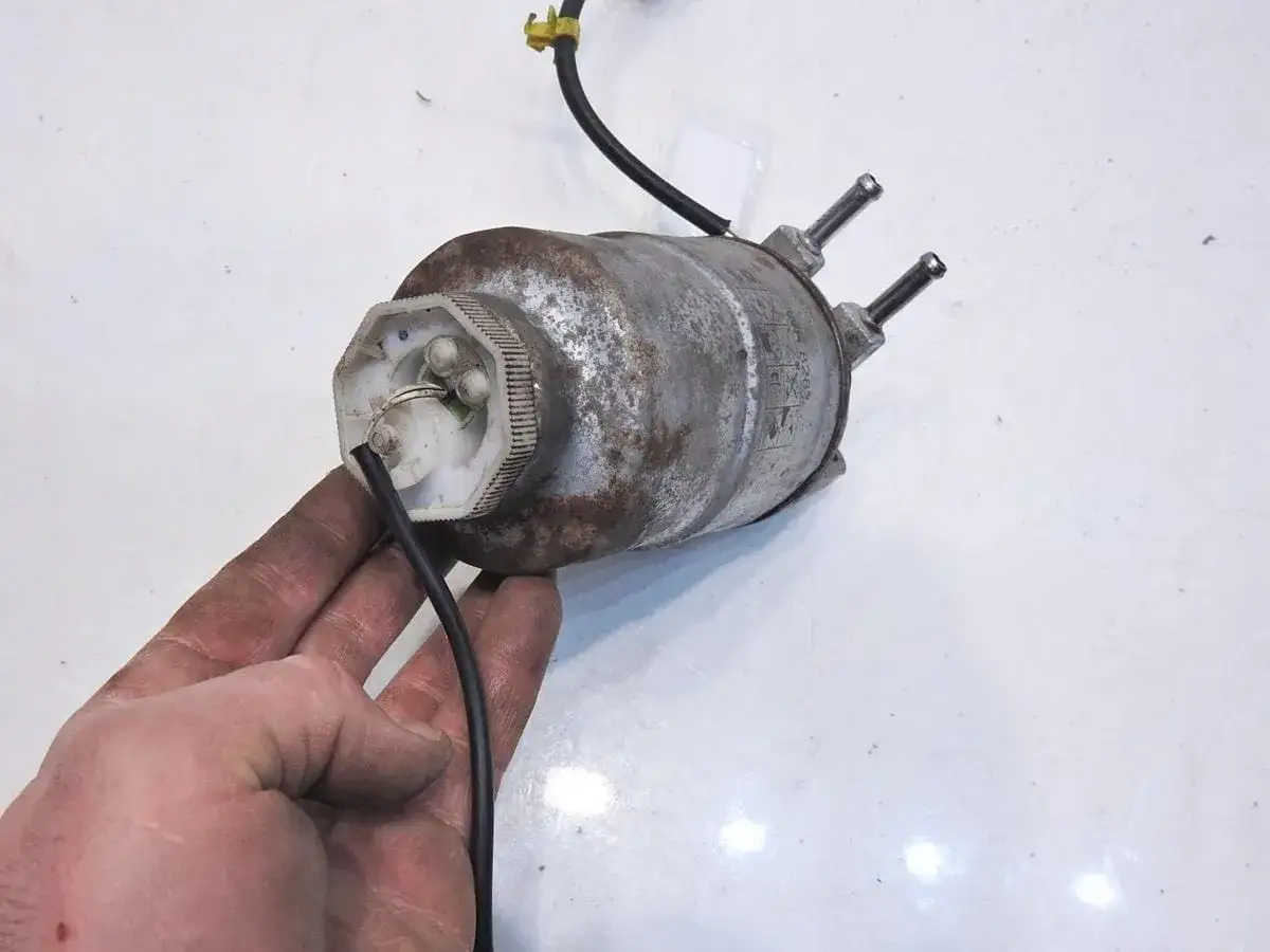 Filtr paliwa Mazda 6 2.0 Diesel: Gdzie jest? Przewodnik po generacjach