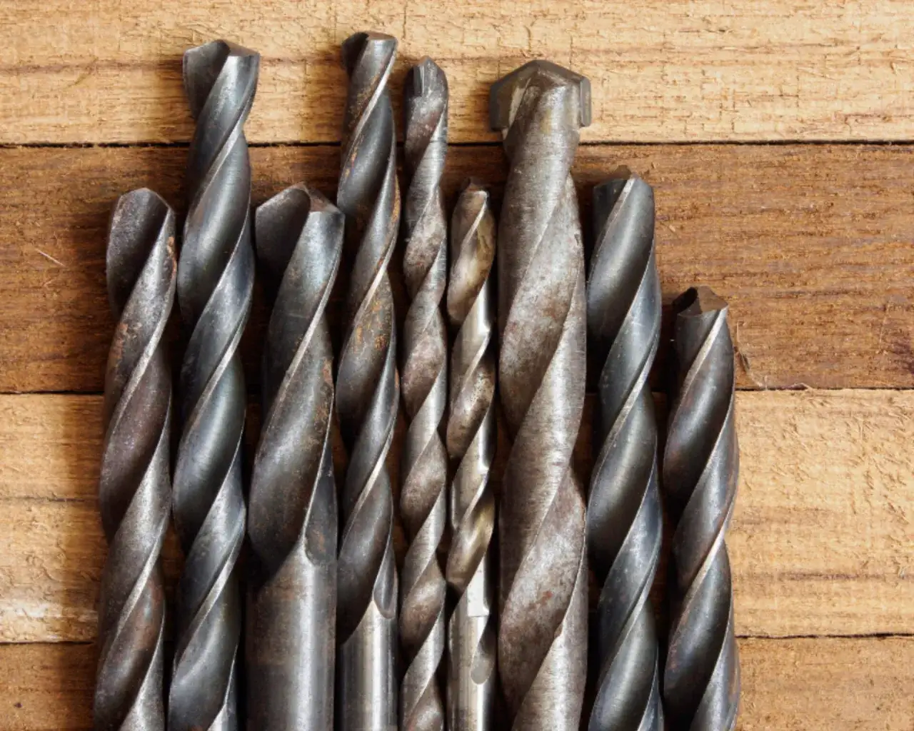 Wiertła HSS: Jaki typ wybrać? Poradnik i zastosowania