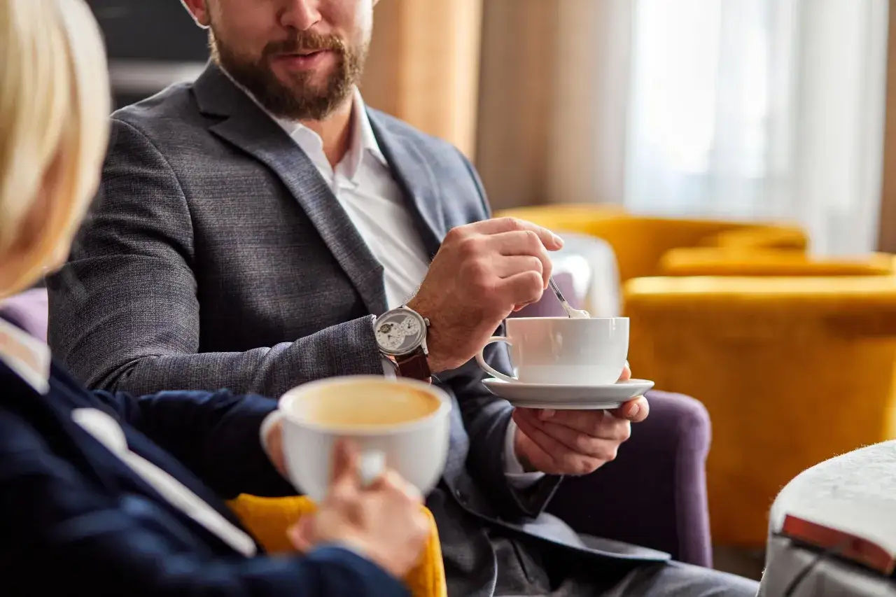 Jak odmówić randki z klasą? Porady i gotowe zwroty.