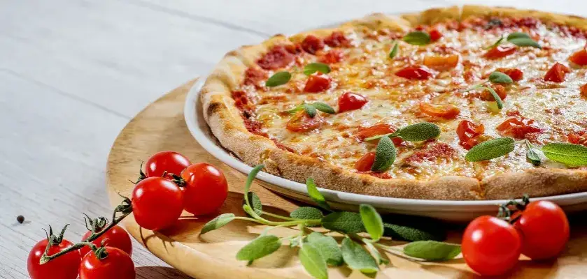 Kiedy jest dzień pizzy? Odkryj daty i ciekawostki o święcie pizzy