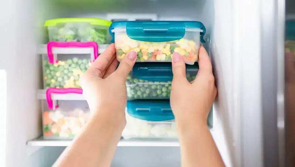 Czy zupy można mrozić? Dowiedz się, które zupy są bezpieczne do zamrożenia