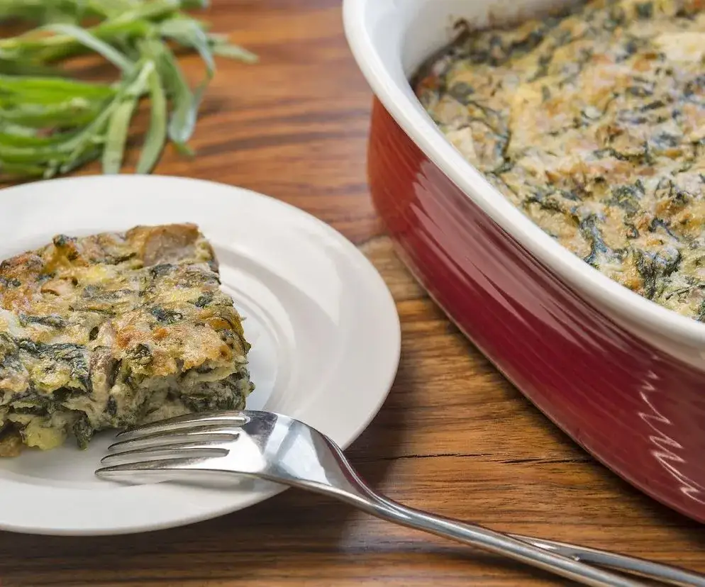 Zapiekanka ze szpinakiem i fetą: Jak zrobić perfekcyjną?