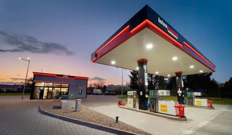 Koszt budowy stacji benzynowej: Szczegółowy przegląd wydatków