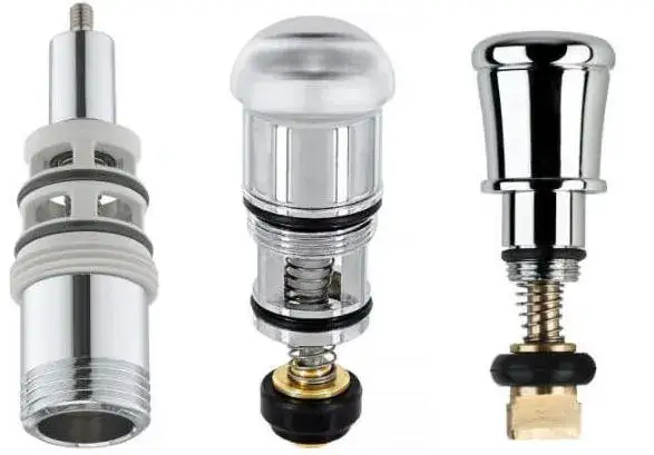 Wymiana przełącznika natrysku baterii wannowej Grohe - proste kroki i porady