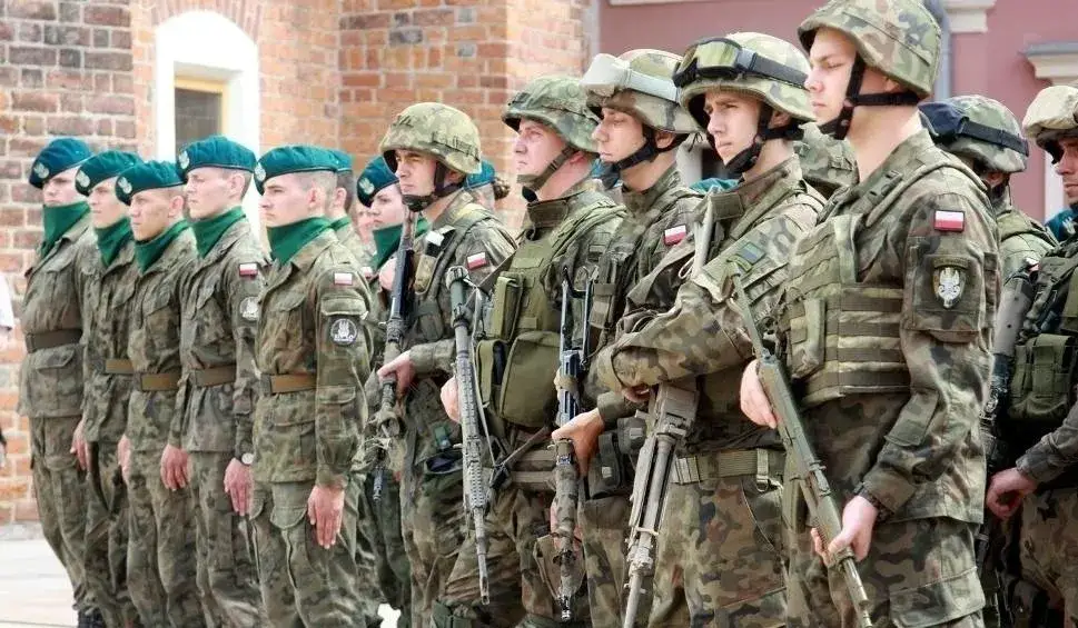 Co robi żołnierz zawodowy? Zaskakujące fakty o ich obowiązkach