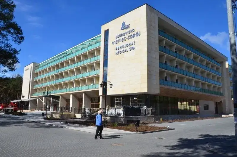 Jak dojechać pociągiem do Wieńca-Zdroju - najłatwiejsze opcje podróży