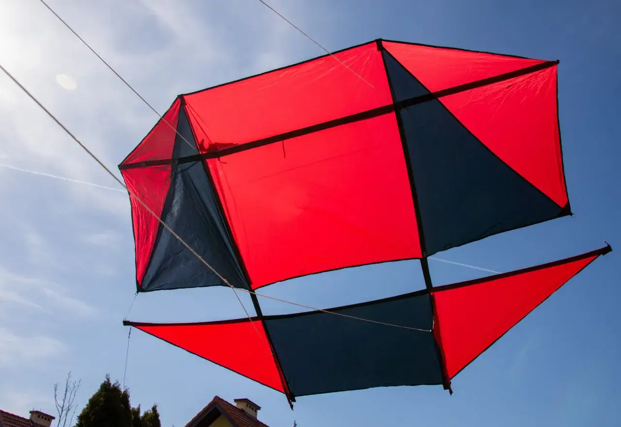 Jak złożyć latawiec kite - proste instrukcje i cenne wskazówki