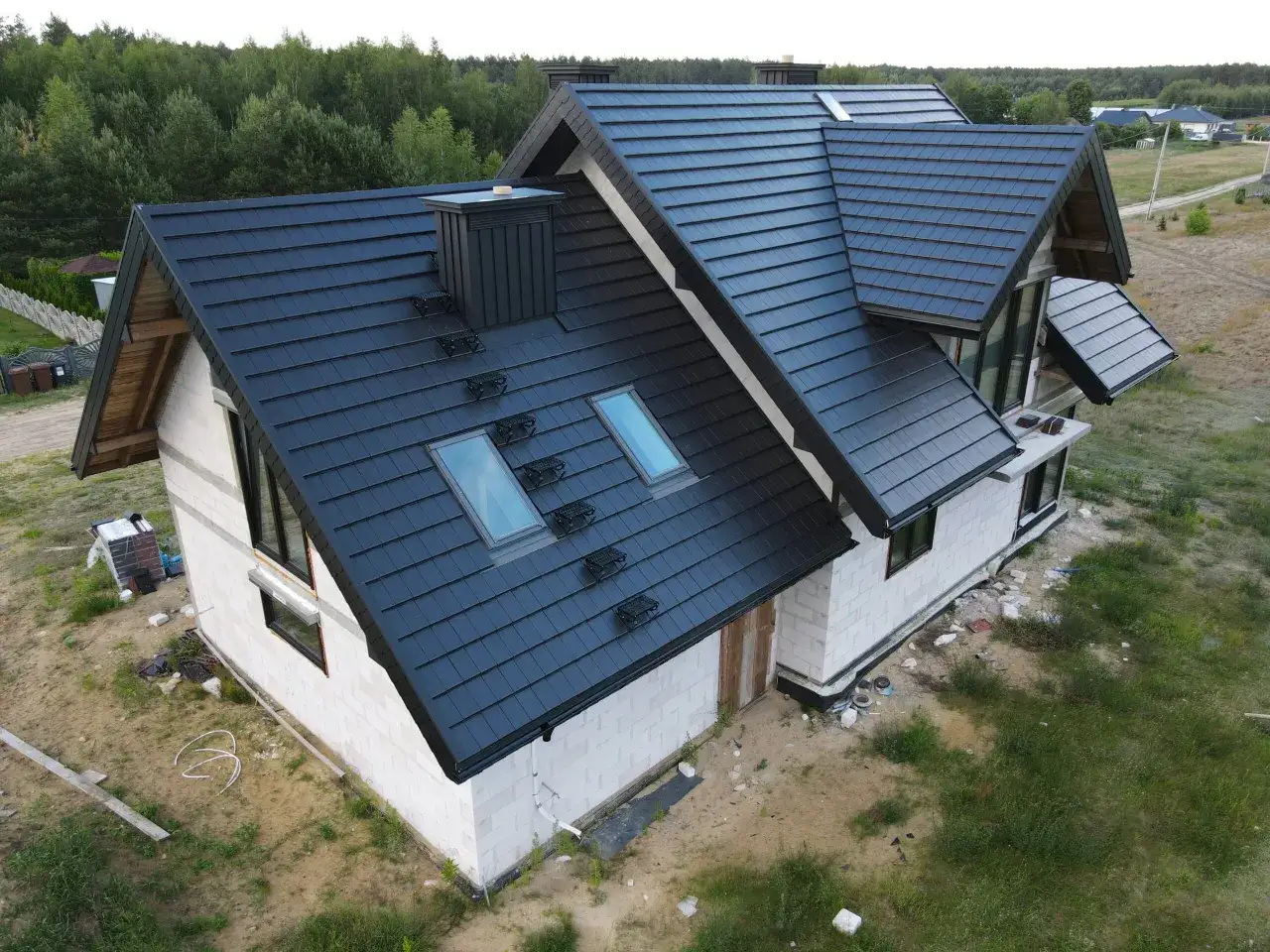 Meyer Holsen Piano: Elegancka Dachówka w Głębokiej Czerni